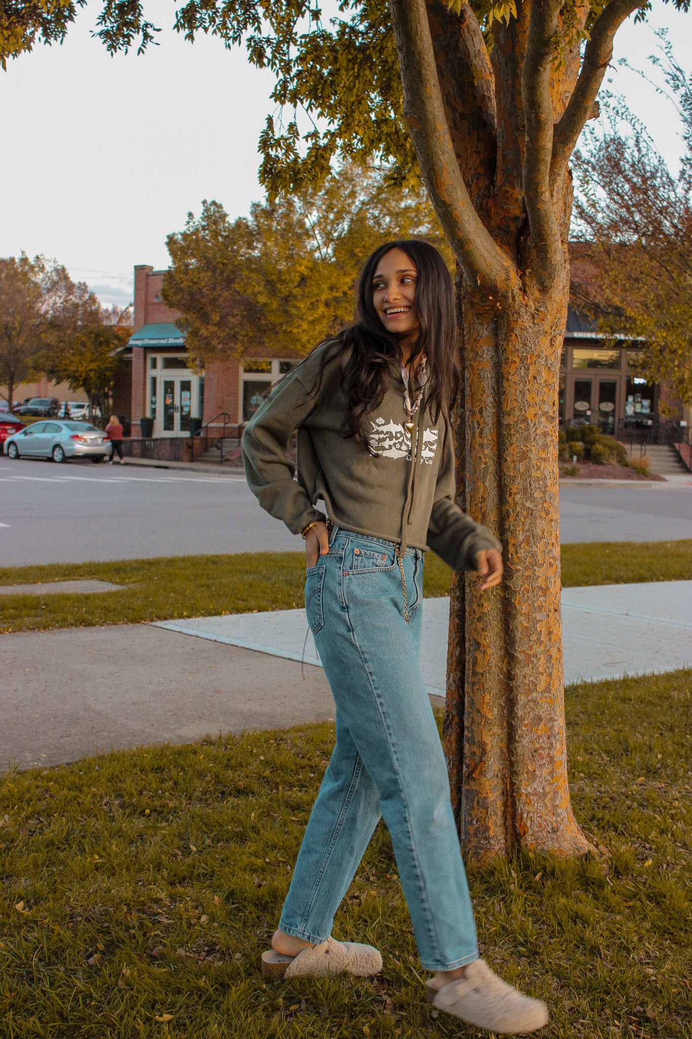 Reef Shark Cropped Hoodie