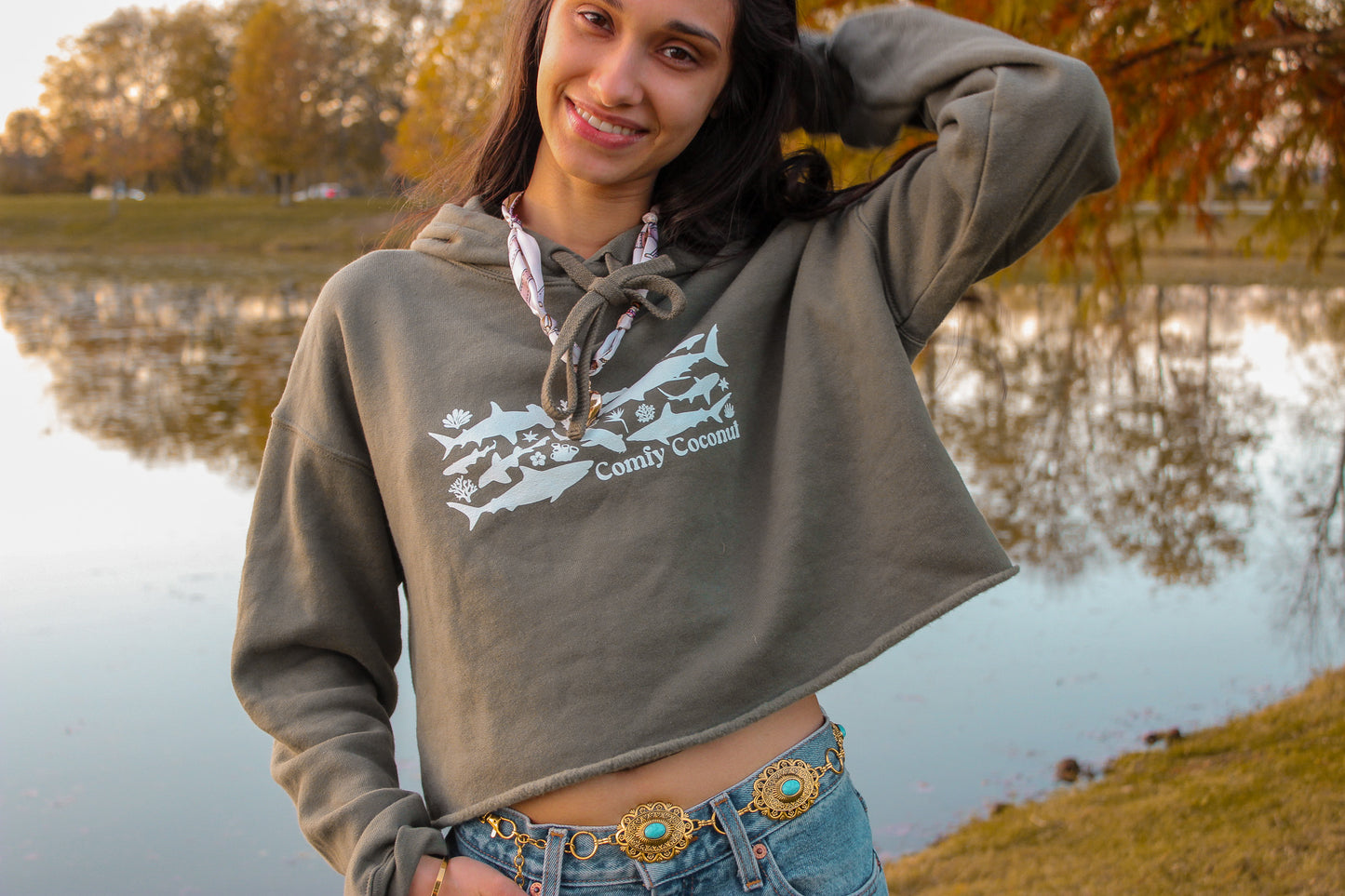 Reef Shark Cropped Hoodie