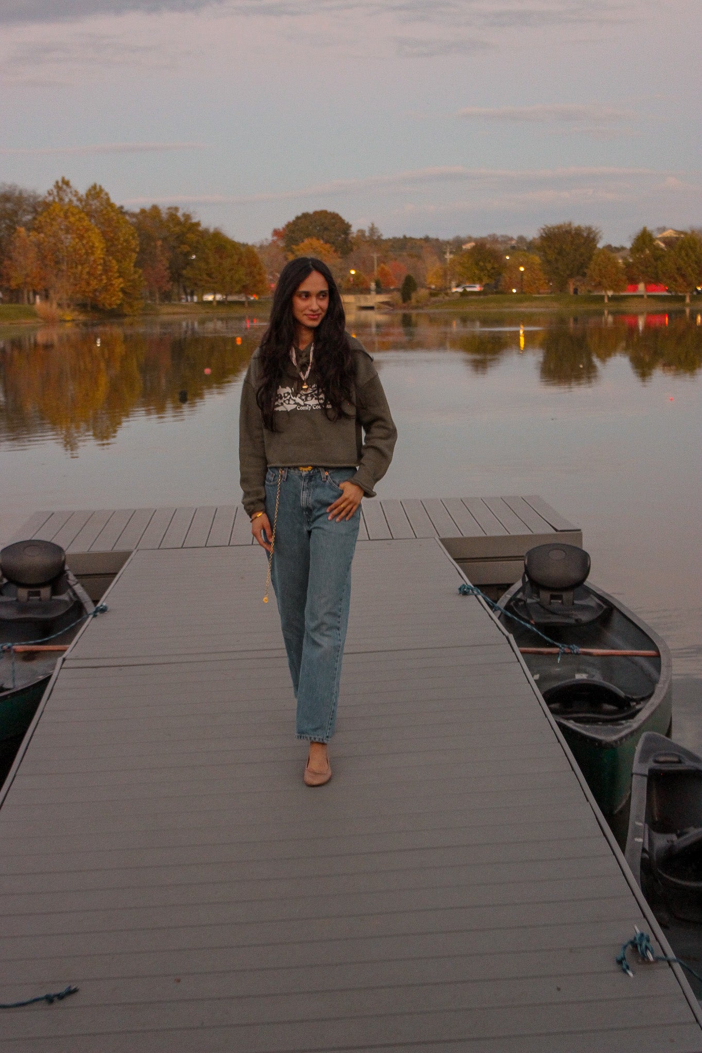 Reef Shark Cropped Hoodie