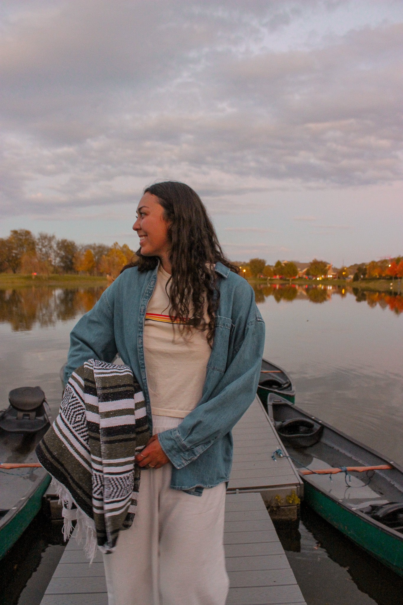 Coconut Horizon Cropped Tee